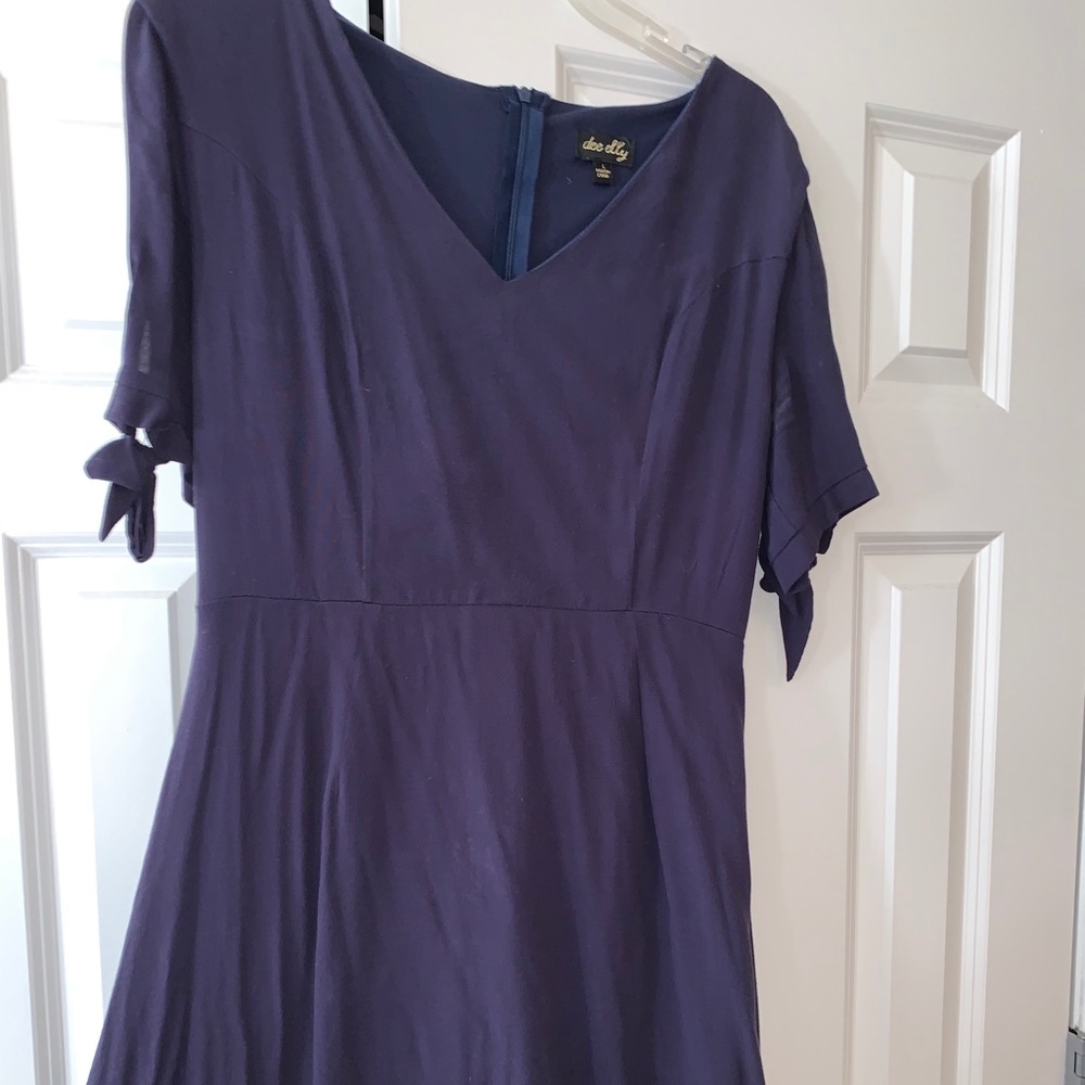 Dee Elle women’s navy dress